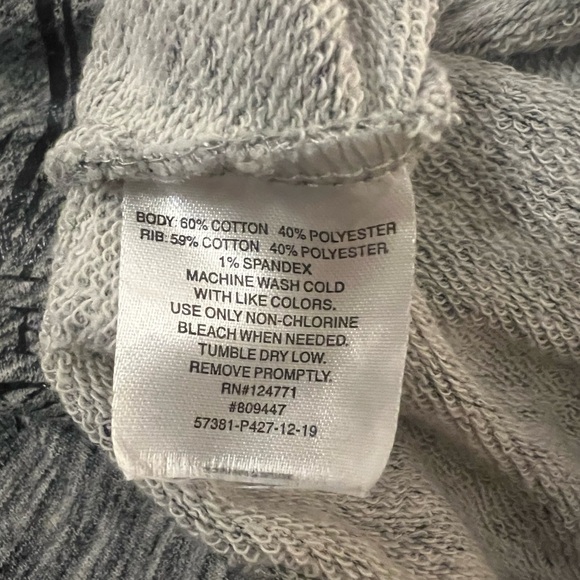 Harry Potter Deathly Hallows Long Sleeve Sweatshirt, Universal Studios, Gray - Picture 10 of 10